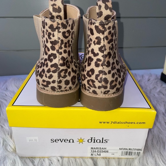 Leopard and Tan Ankle Boots - Picture 4 of 10